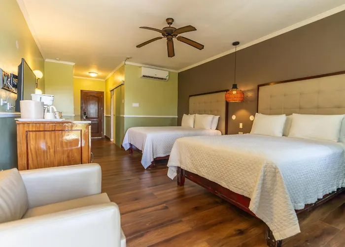Travellers Beach Resort